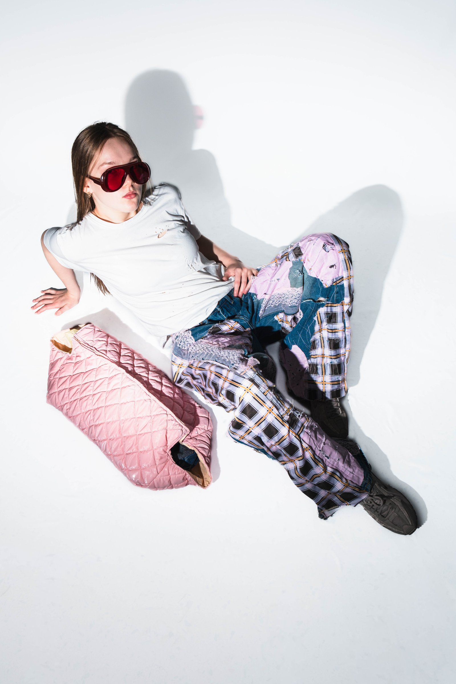 Andobrée Pink Jeans angle 2